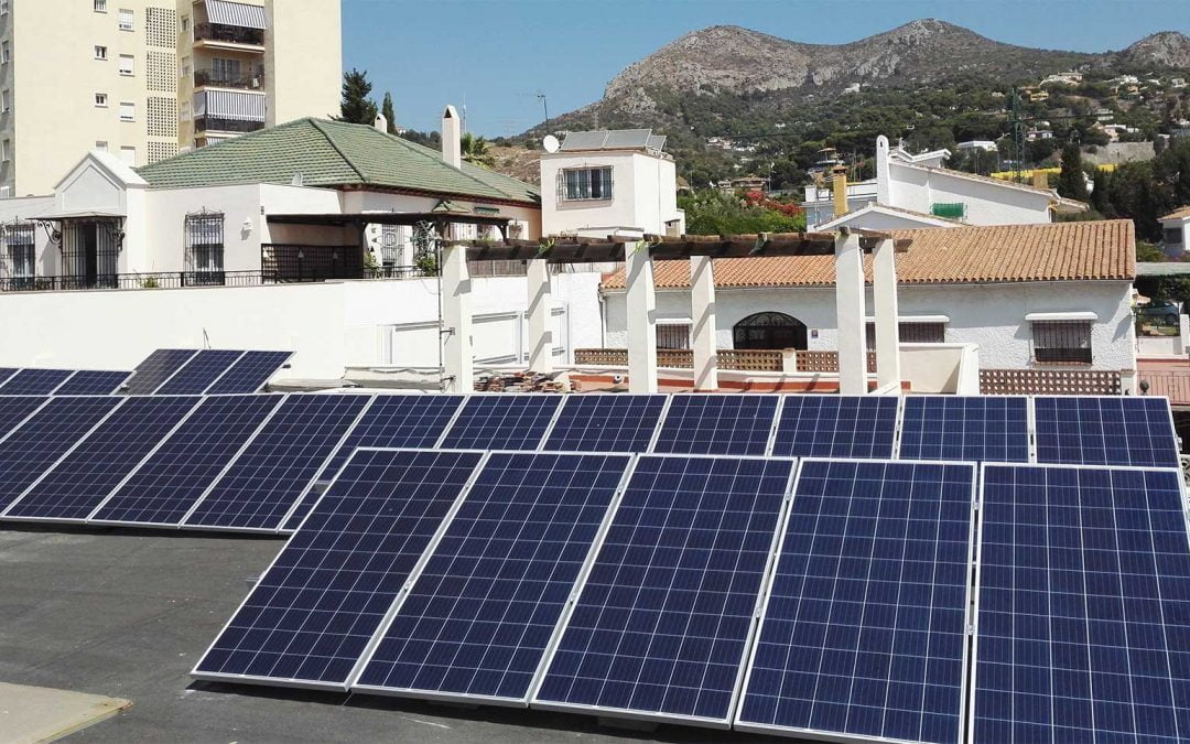 Instalación de placas solares en Colegio de Málaga