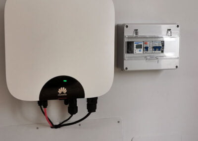 Instalación de autoconsumo de energía solar fotovoltaica en vivienda unifamiliar de Torredonjimeno (Jaén)