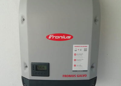 Instalación de autoconsumo de energía solar fotovoltaica en vivienda unifamiliar de Úbeda (Jaén)
