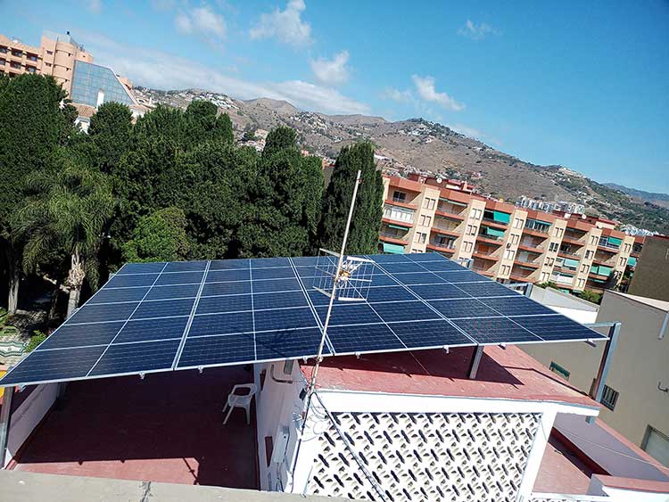 Instalacion-de-placas-solares-Almuñecar Instalación de placas solares Almuñecar Granada Aficlima Solar