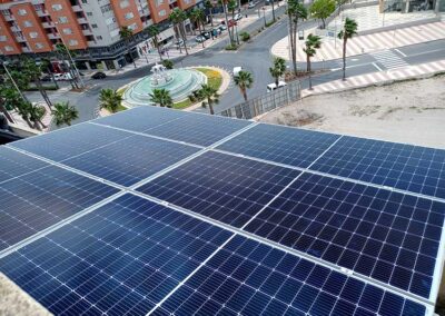 Instalación de paneles solares en Almería