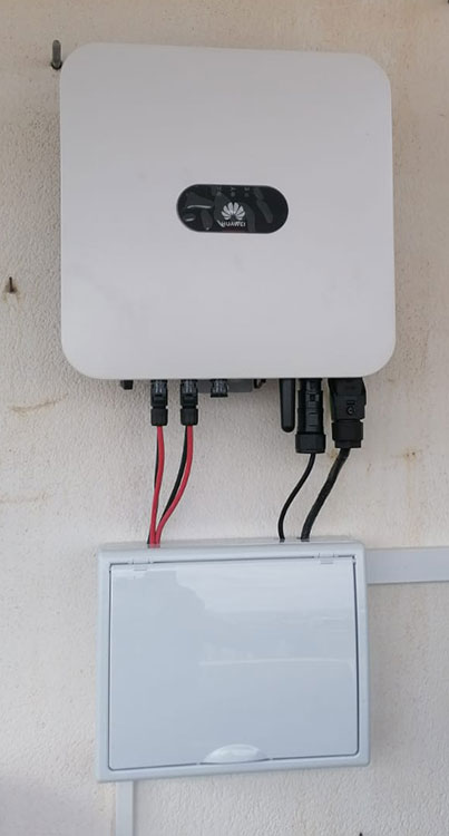 Inversor-Huawei-de-4kw Inversor Huawei de 4kW en instalación de placas solares Almería