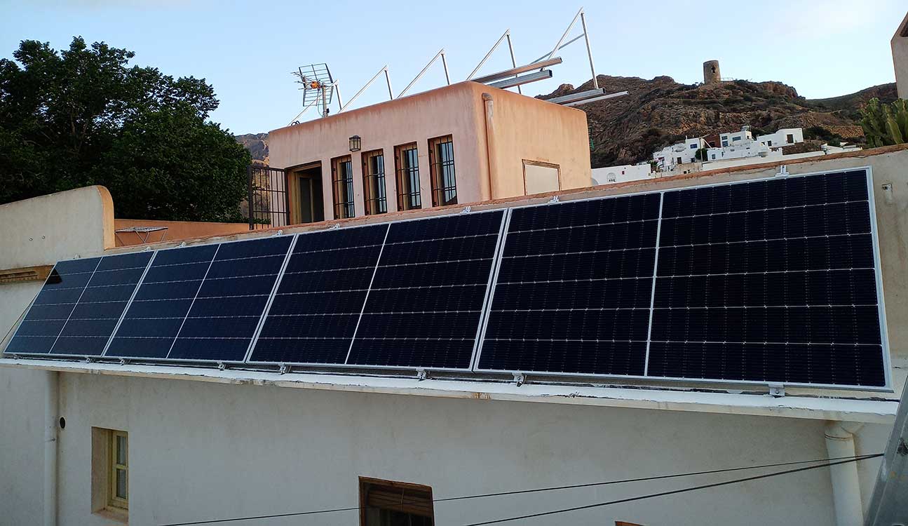 Instalación de placas solares Níjar Almería