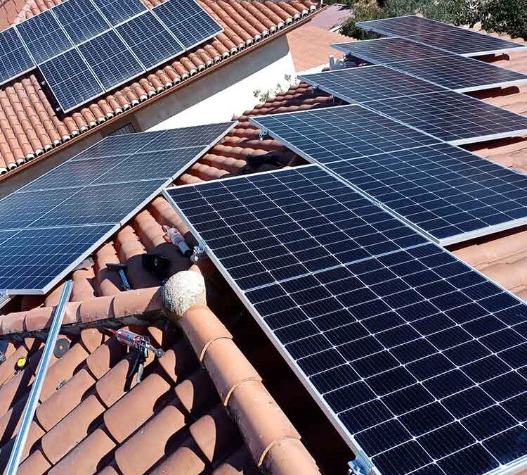Instalación de placas solares Las Gabias